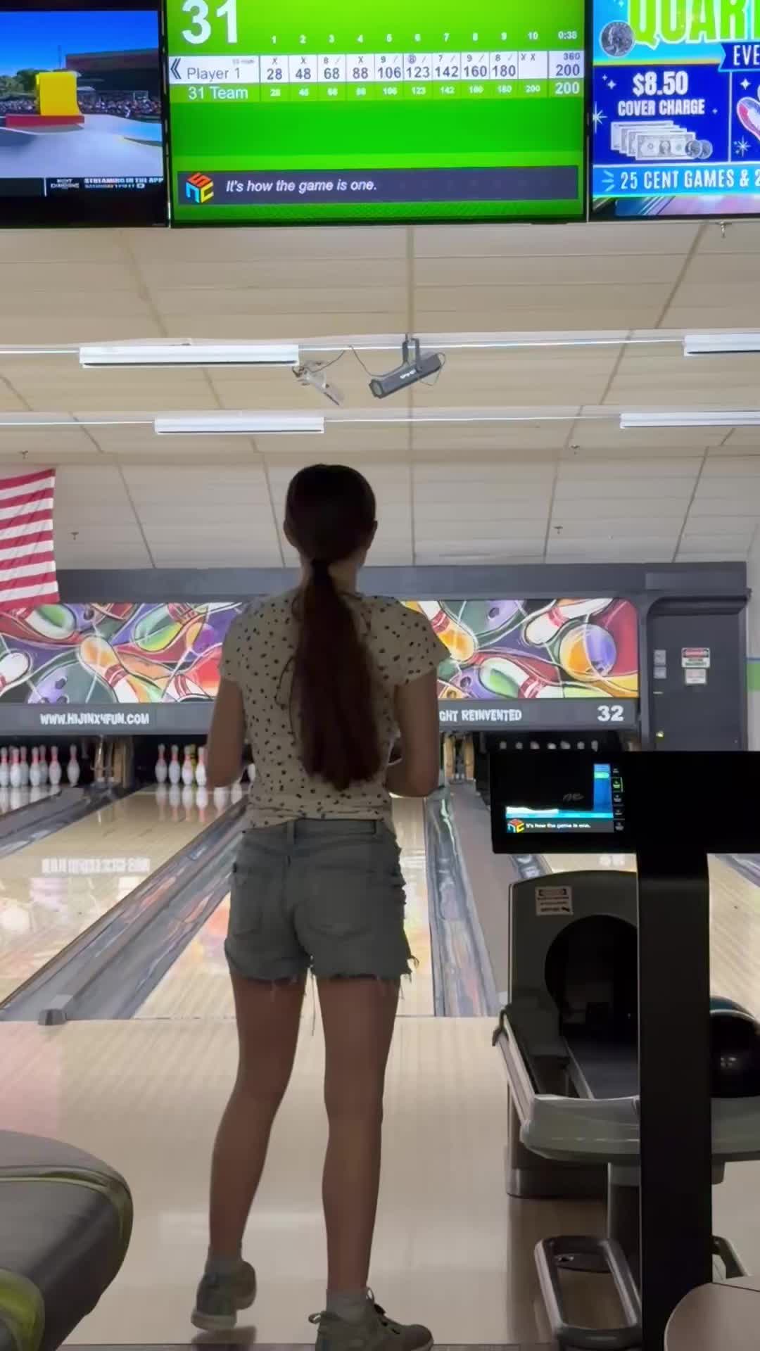 @Bowling with Zo&euml;