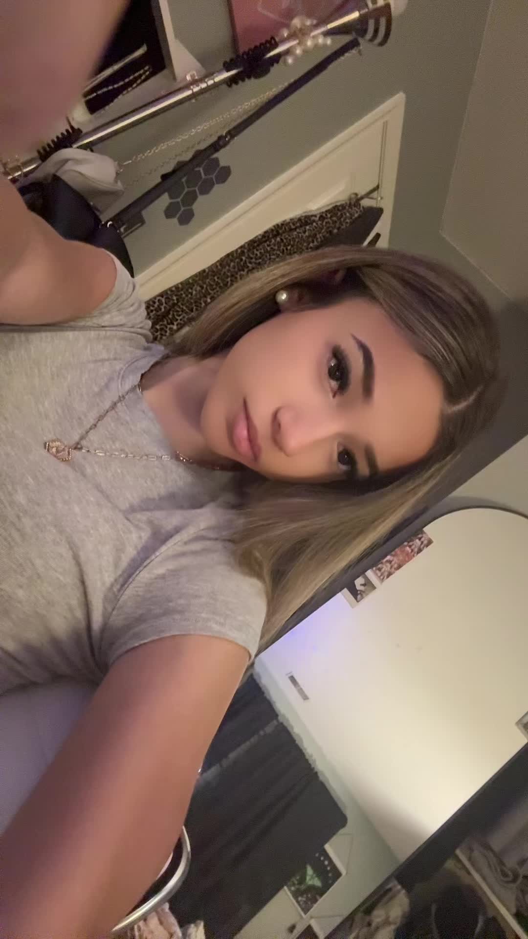 @🧟&zwj;♂️
