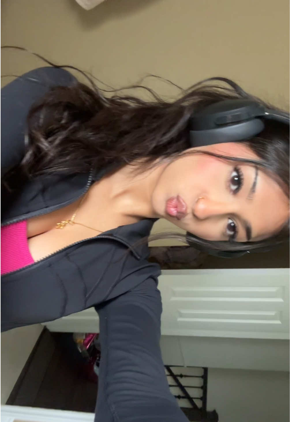 @d<3