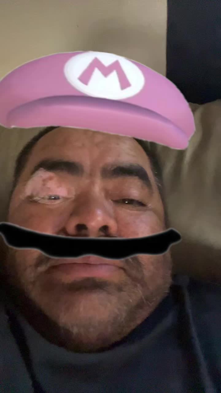 @José