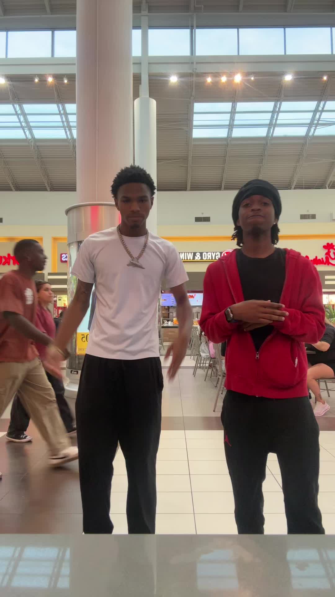 @🚶🏽♂️
