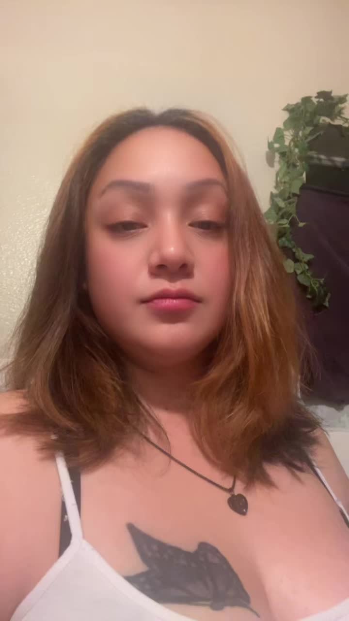 @Christal