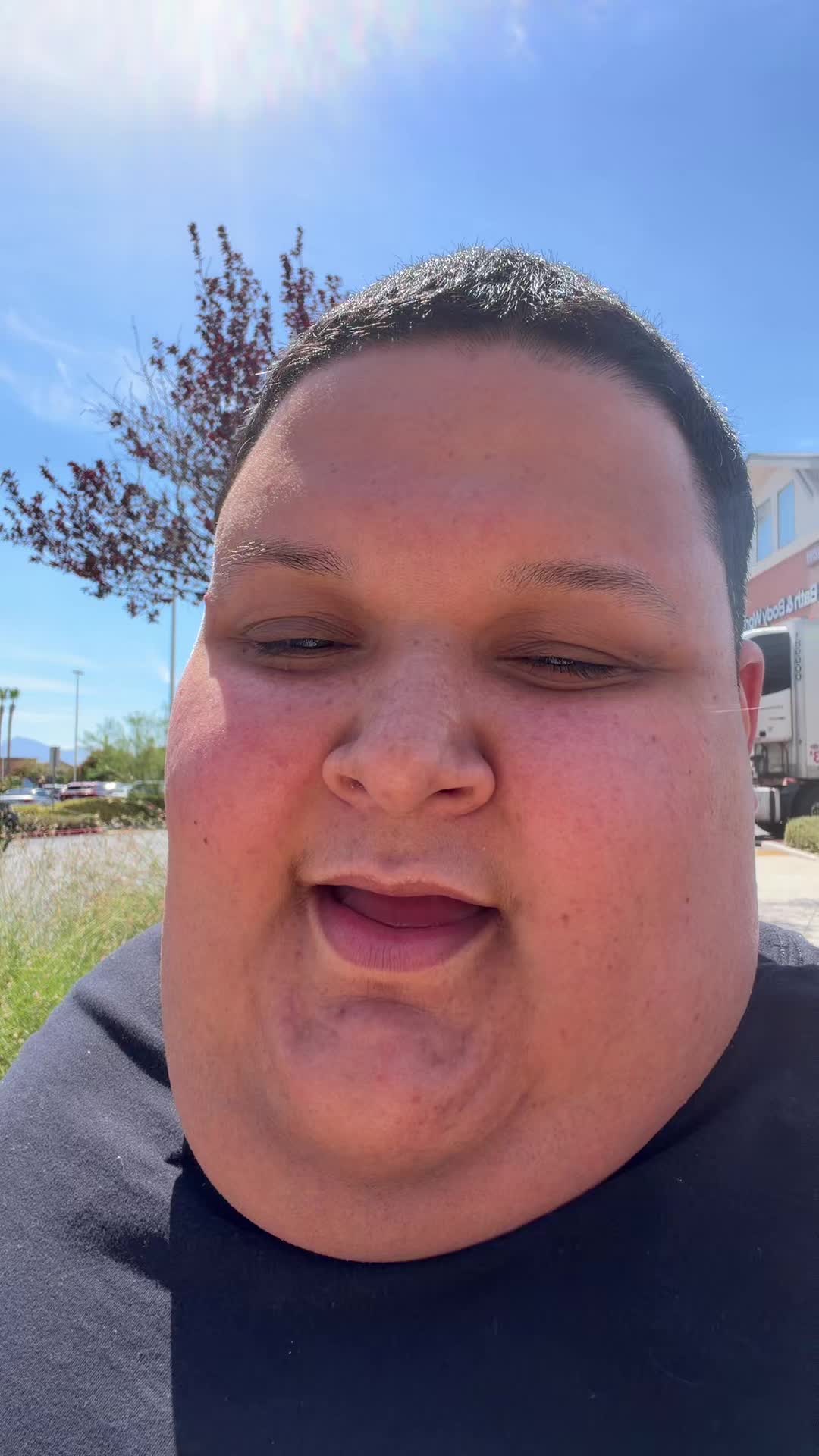 @Jamesbola_