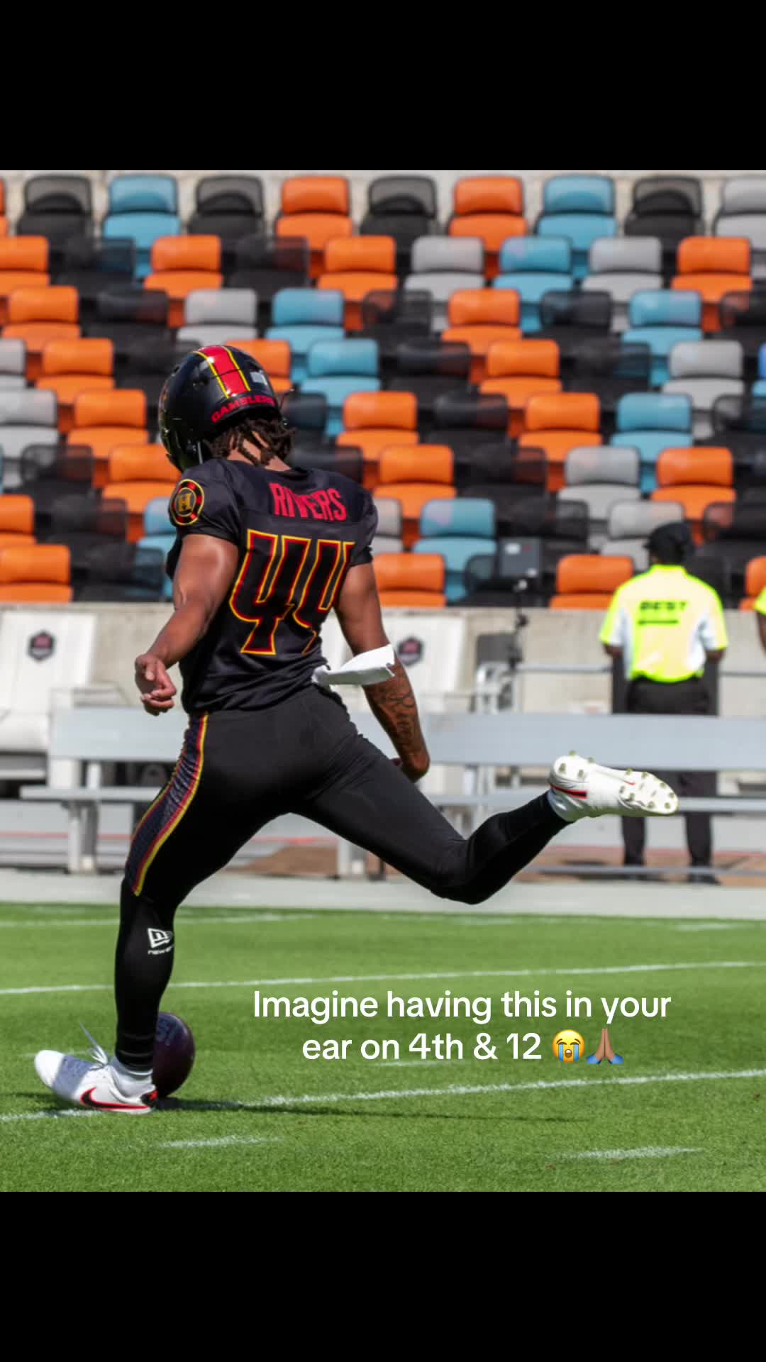 @4thDownHero - Mike Rivers