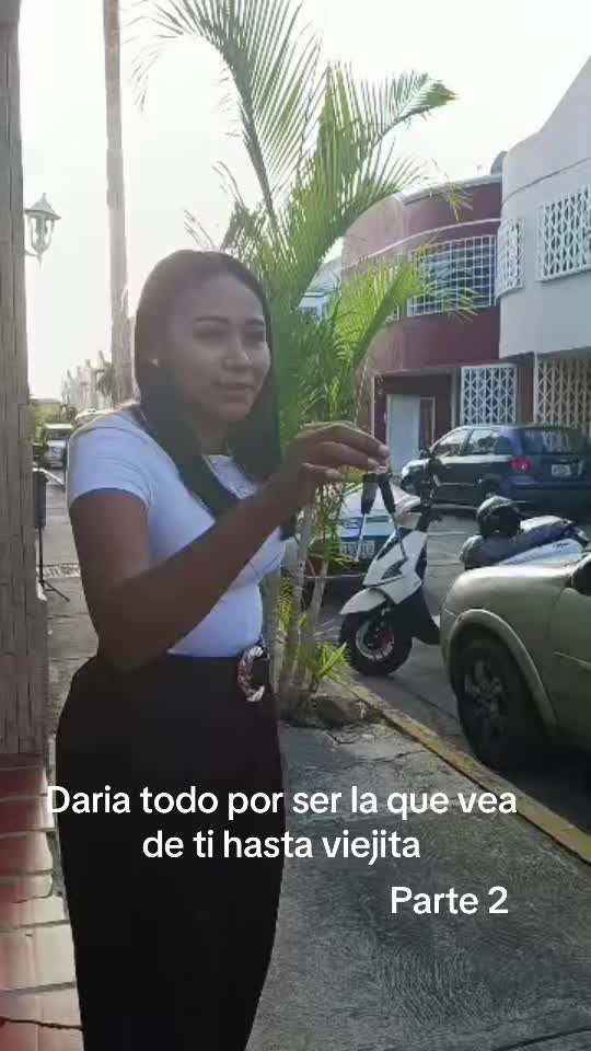 @gordita latina 💘💘💘💘
