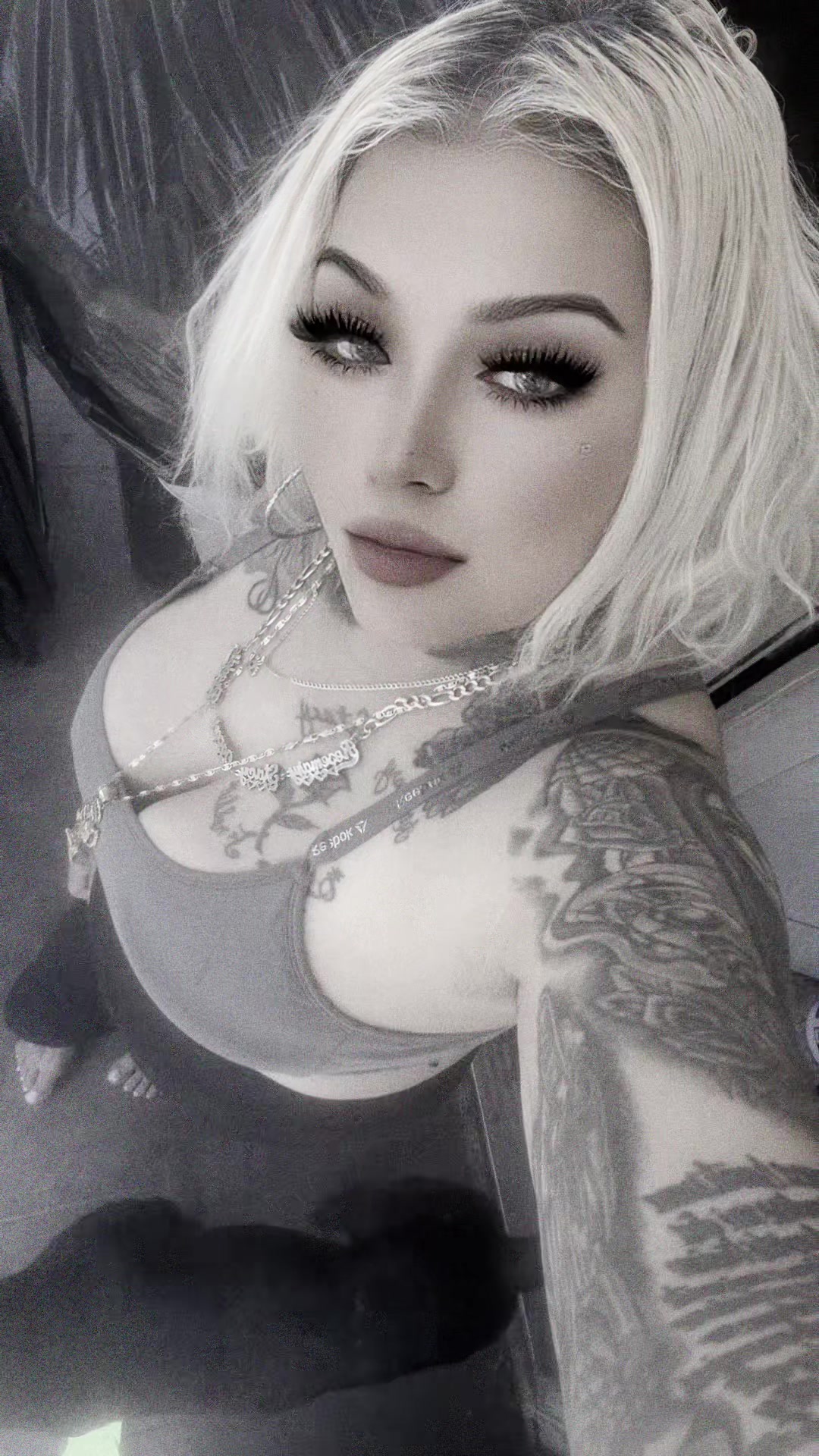 @Blonde
