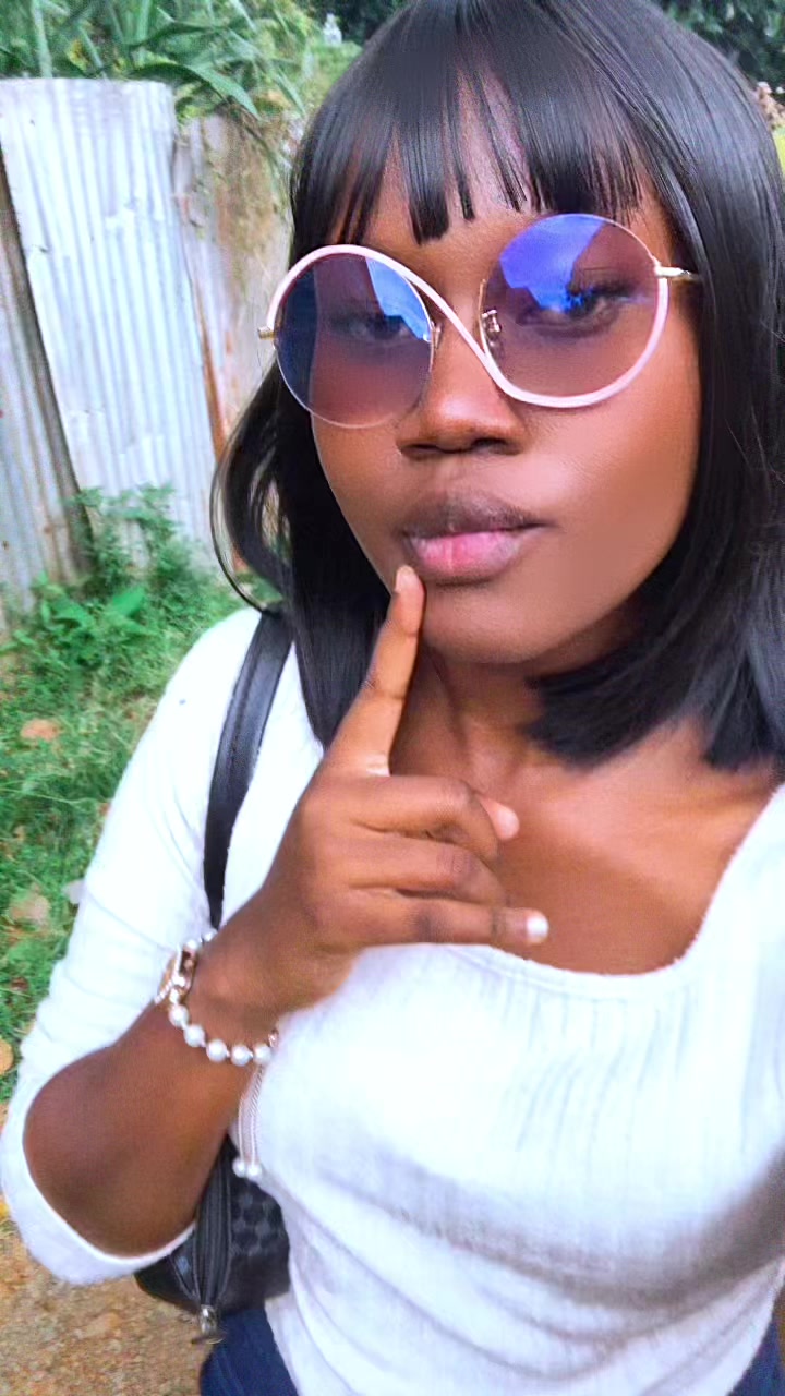 @Bel🌸