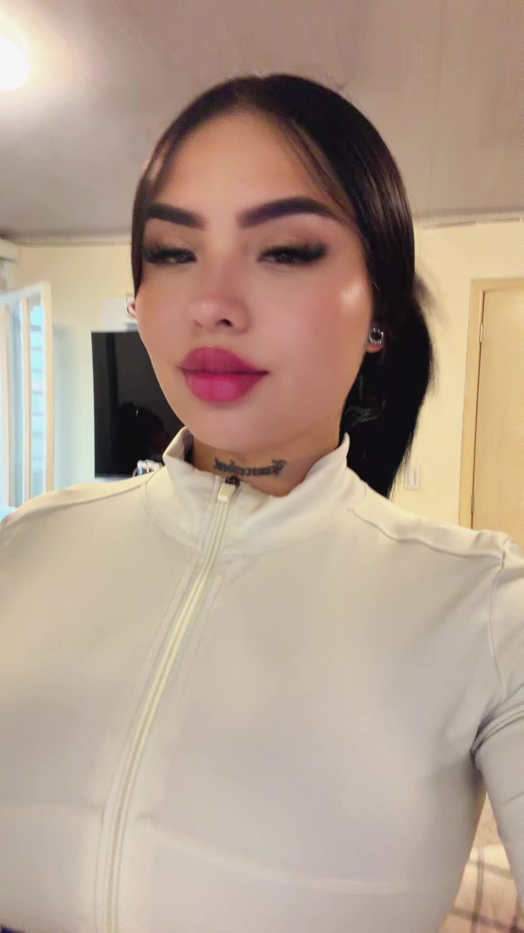 @_contreraaas