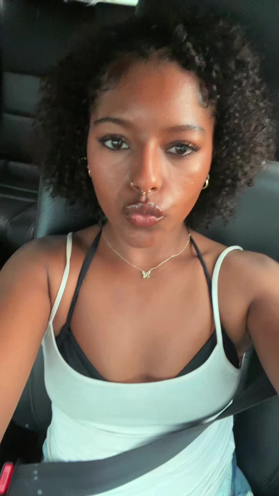 @champagnemamii