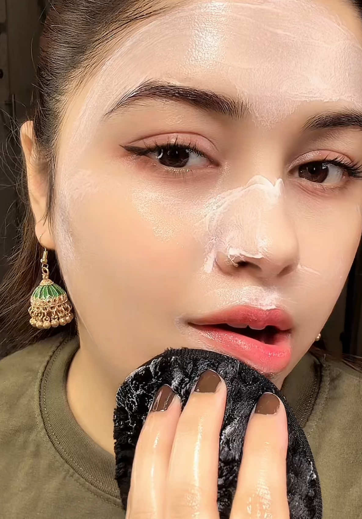 @Maira Khan