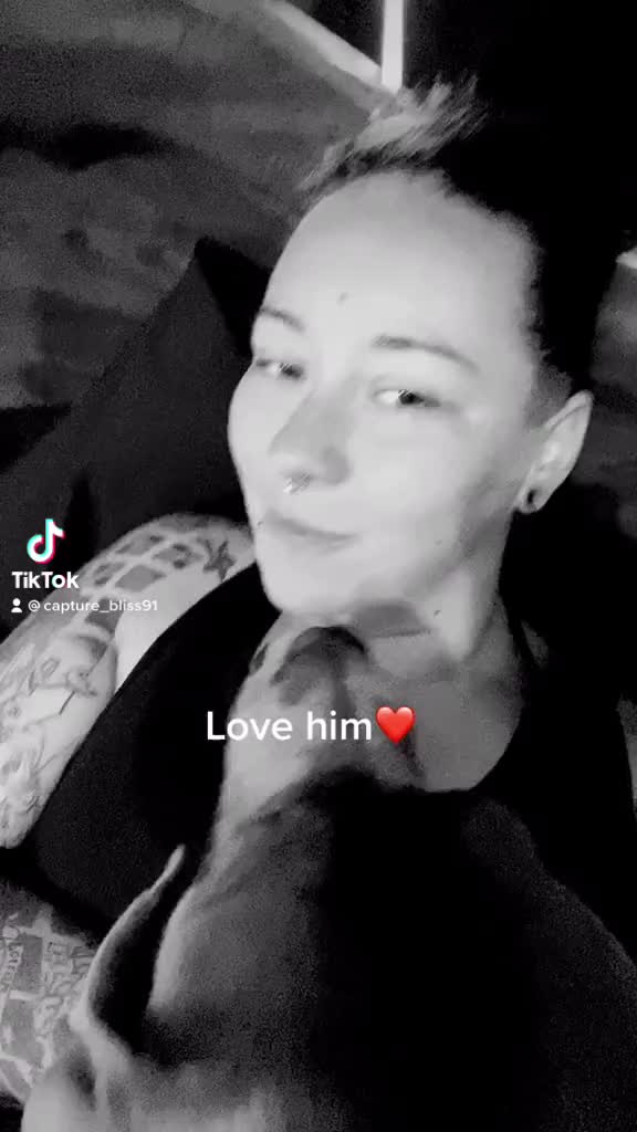 @🧷🏳️&zwj;🌈💙SavageMom💙🏳️&zwj;🌈🧷