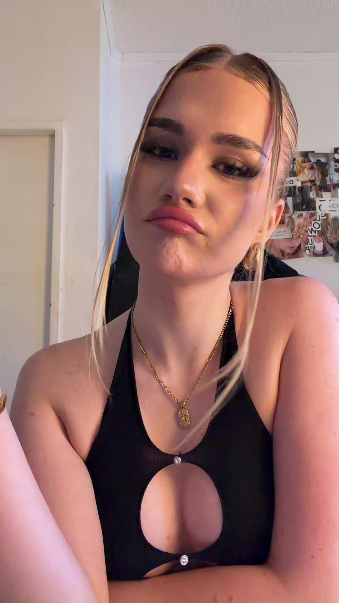 @Melina