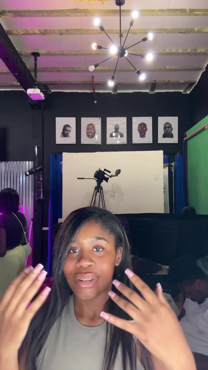 @Zari .