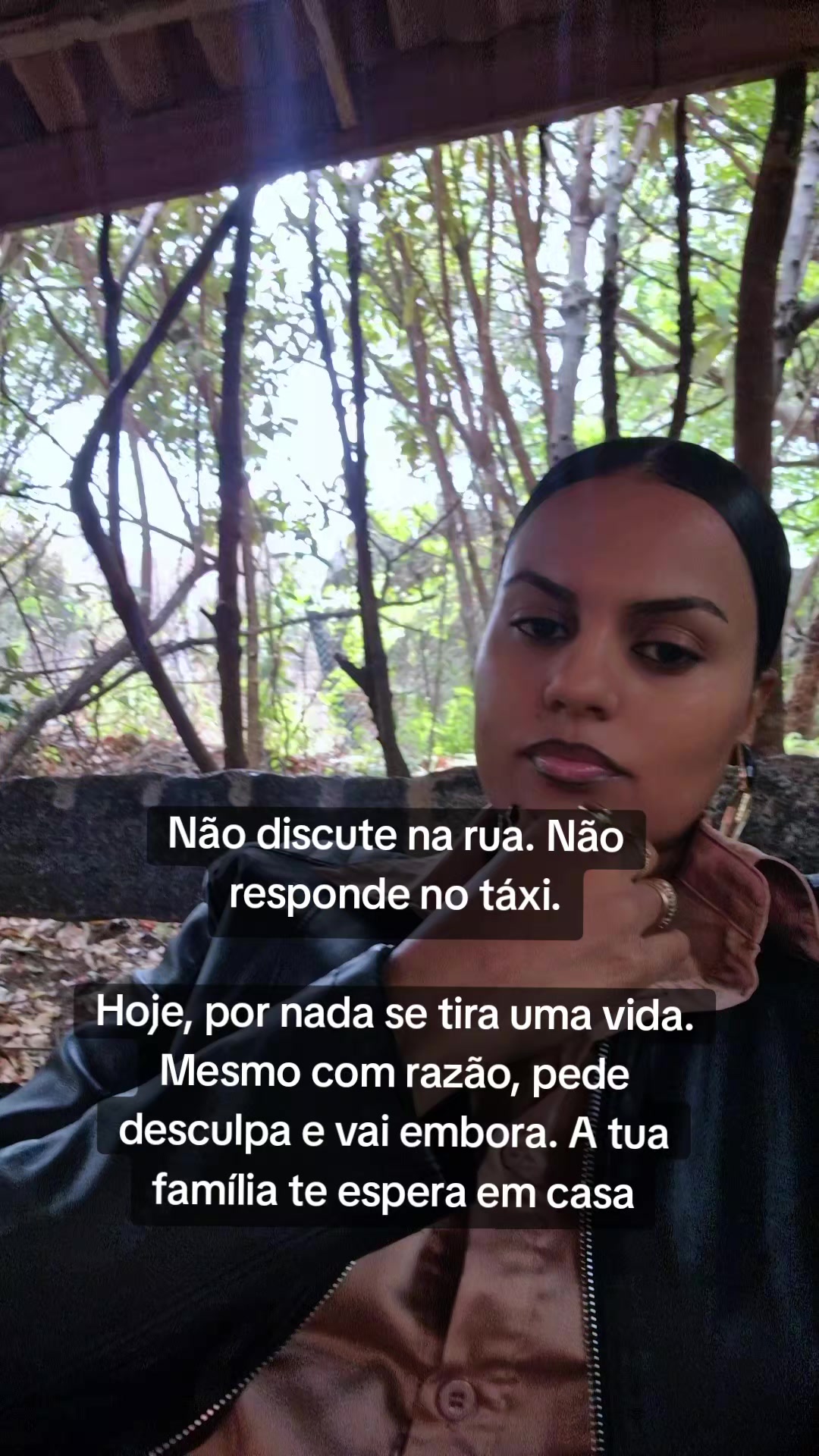 @Ari_Rodrigues.