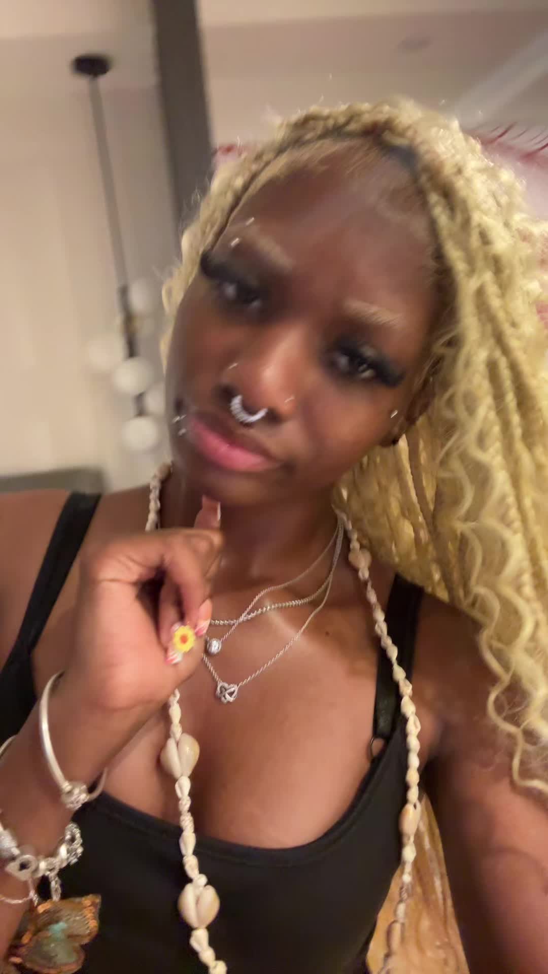 @iihatecameras