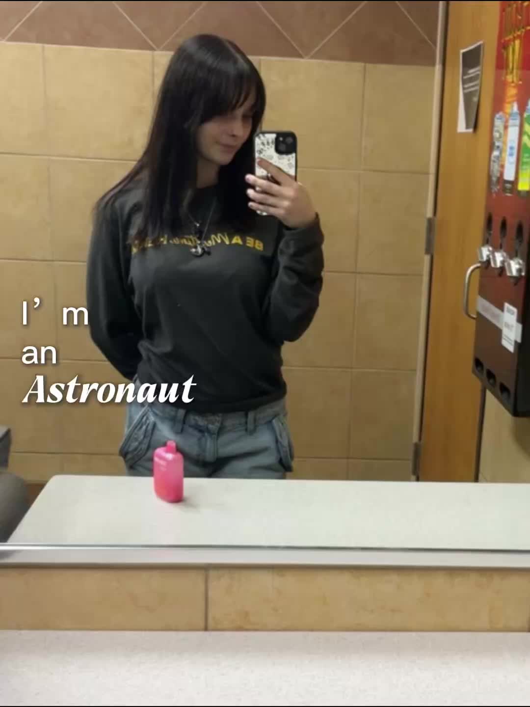@lexi⛓️🍒🖤