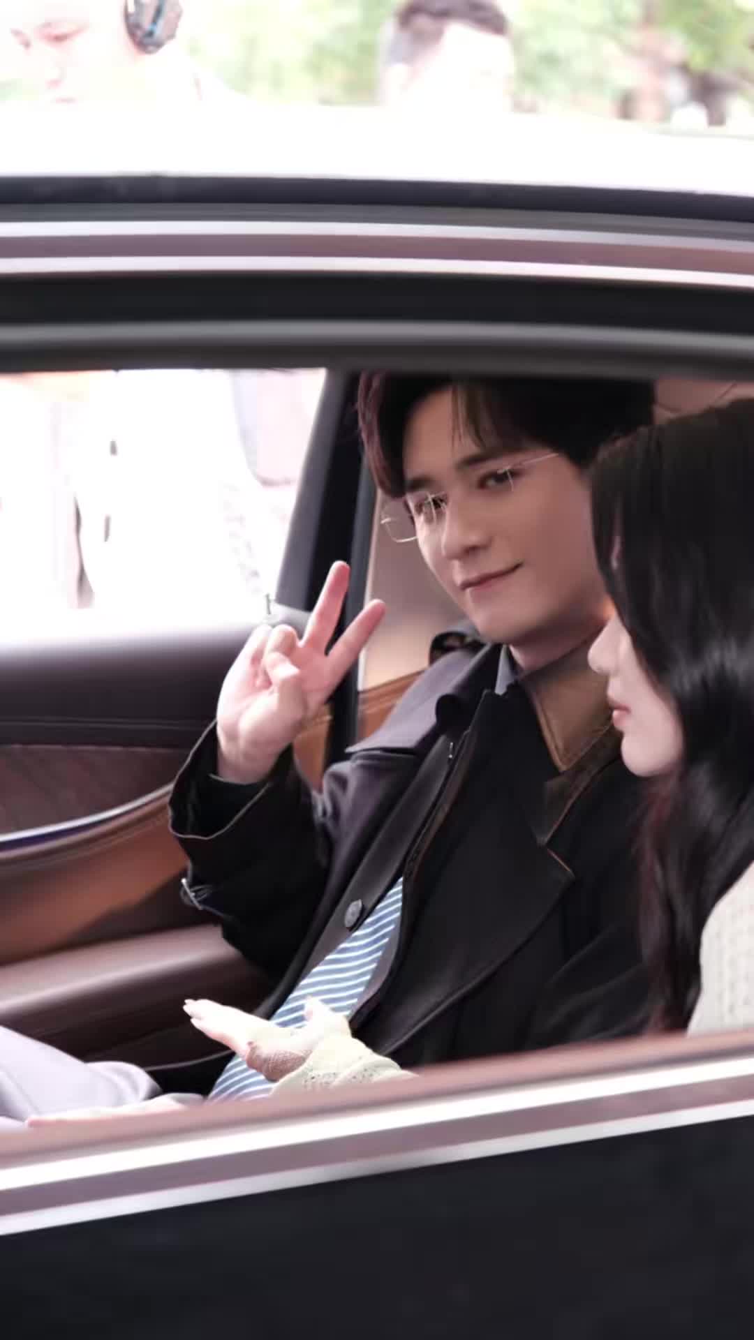 @🌷ʏɪɴɢʏɪɴɢ🌷 ghệ đẹp Trinh ca