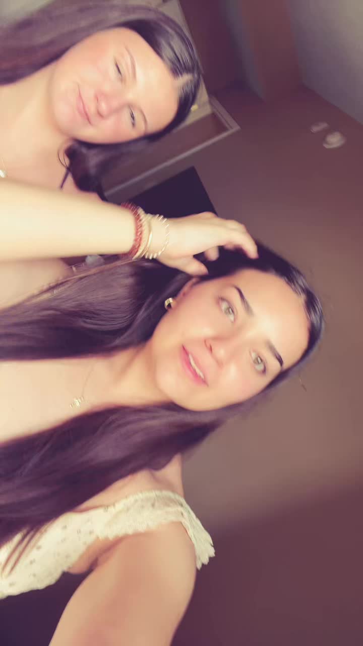 @annaballs