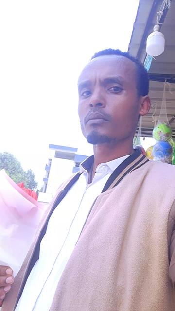 @Tesfahun Hailu/ና በይኝ ወምበርማ/