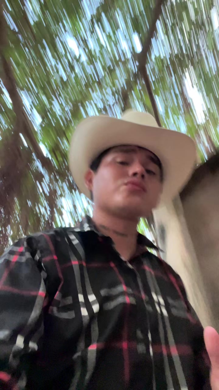 @G_Araiza