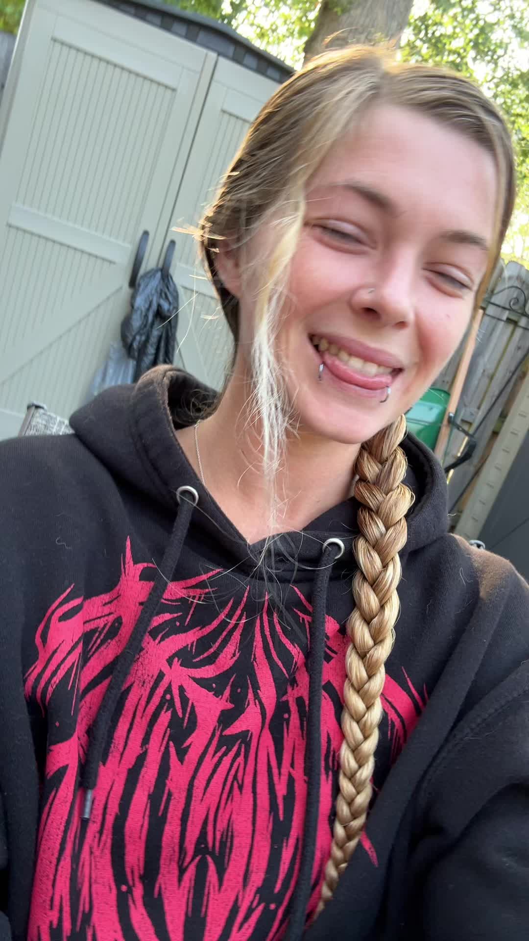 @LyssaRawr