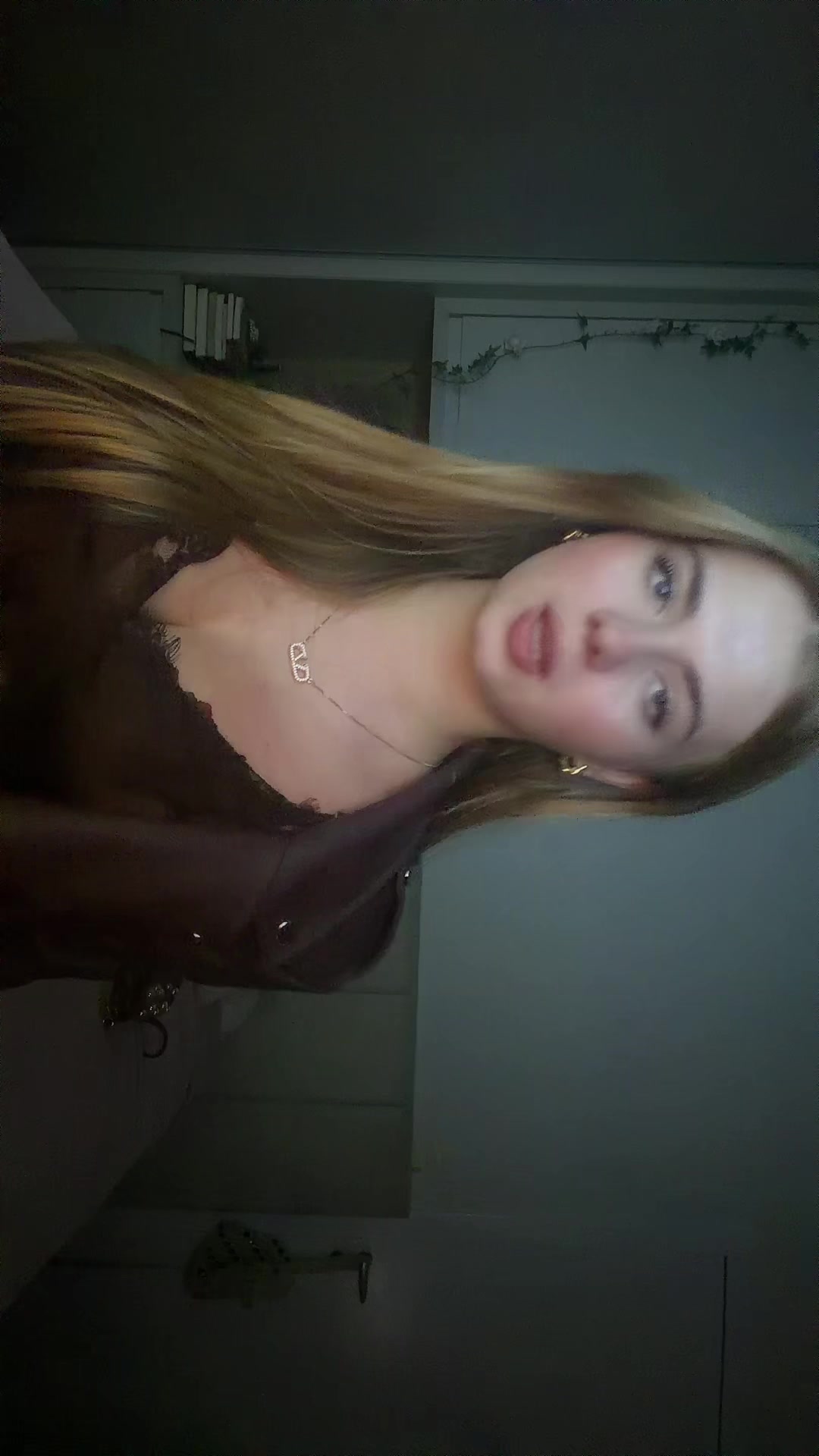 @Laura