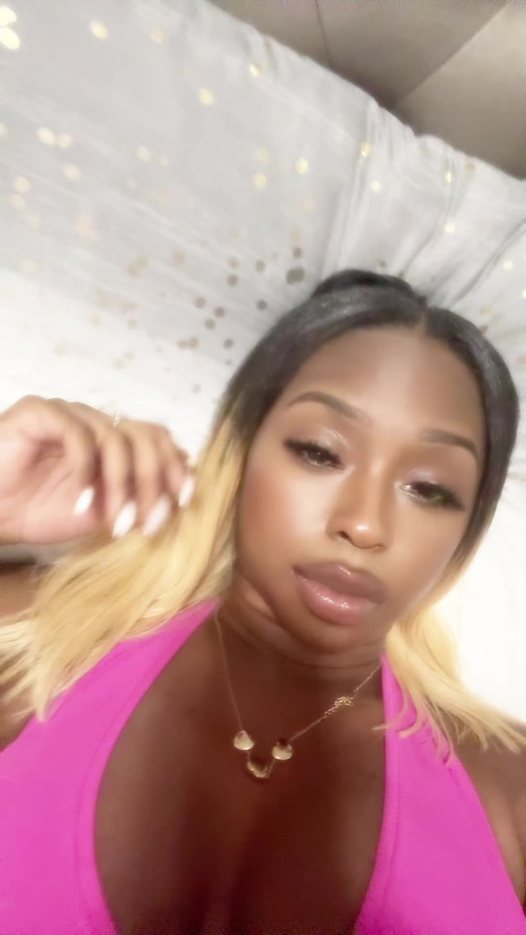 @simplyisaa__