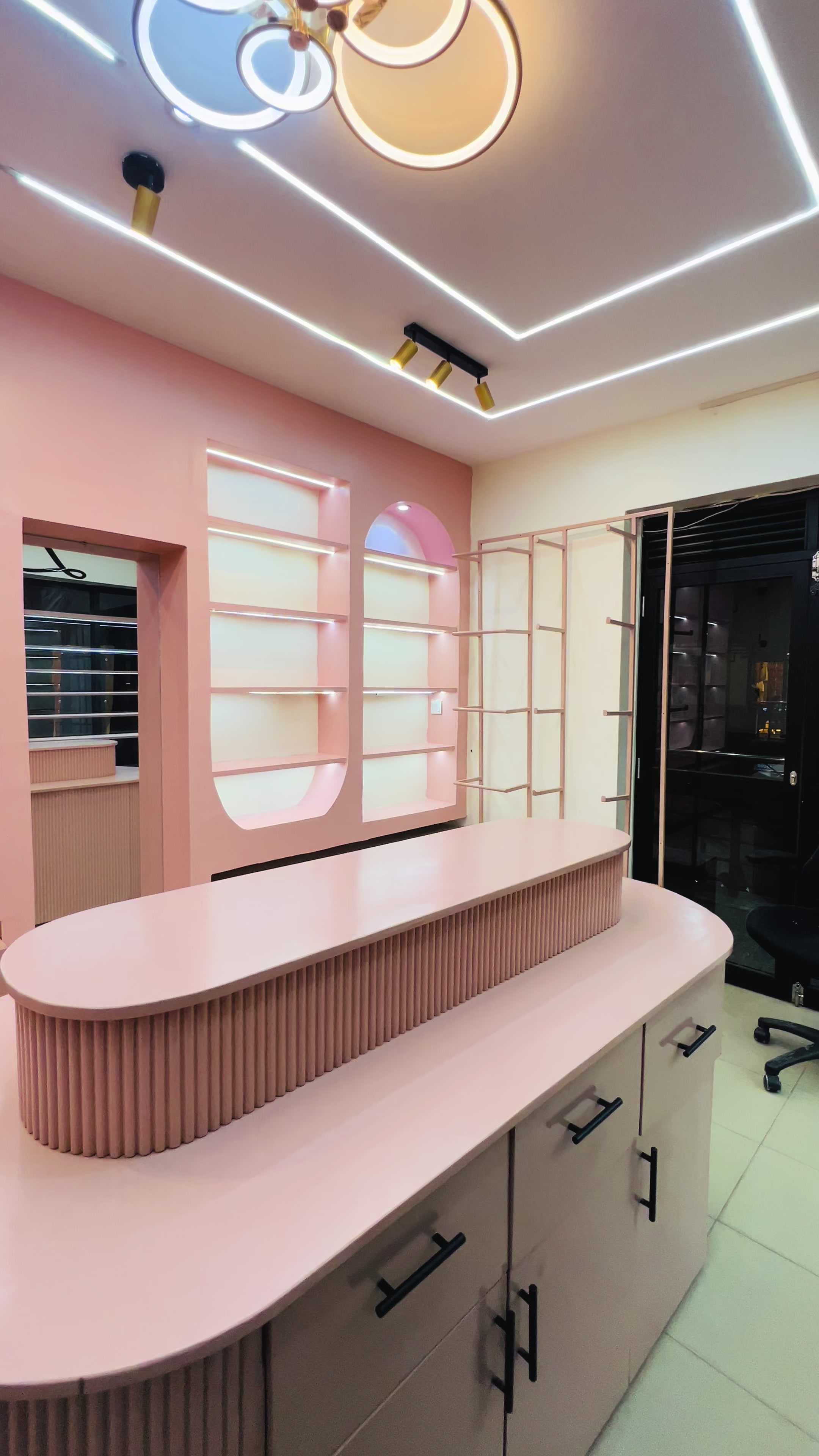 @neptunefurnitureug