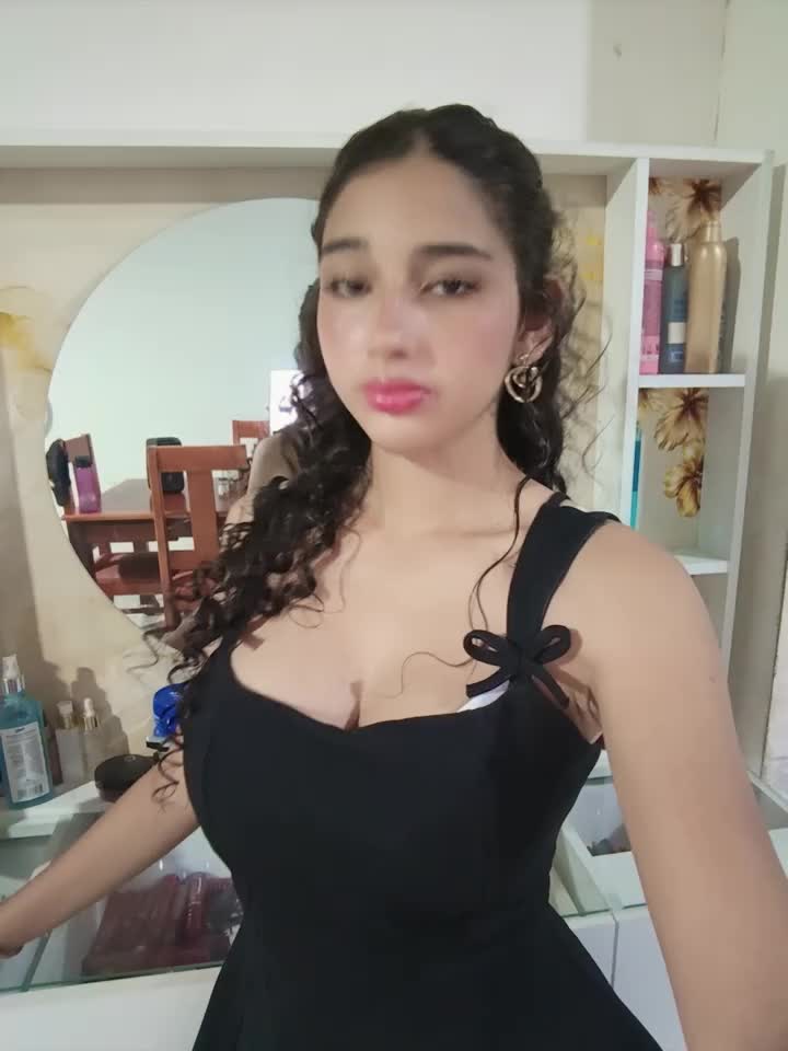 @Kitty 🌷
