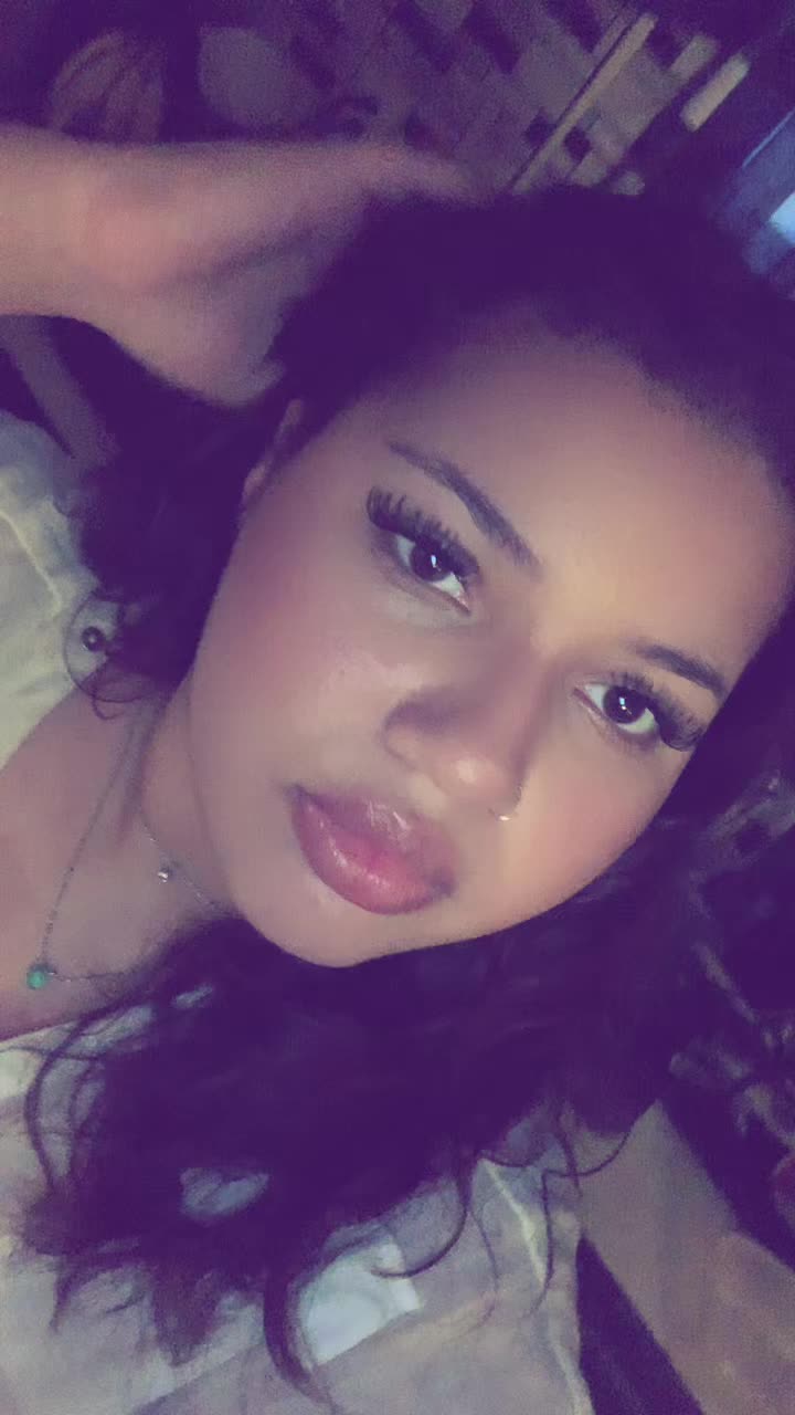 @Layna
