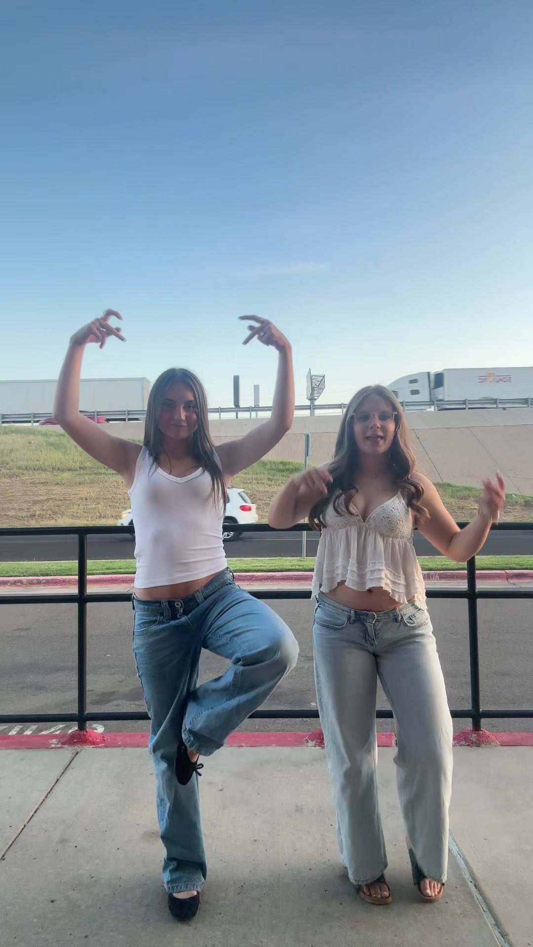 @bella raquel