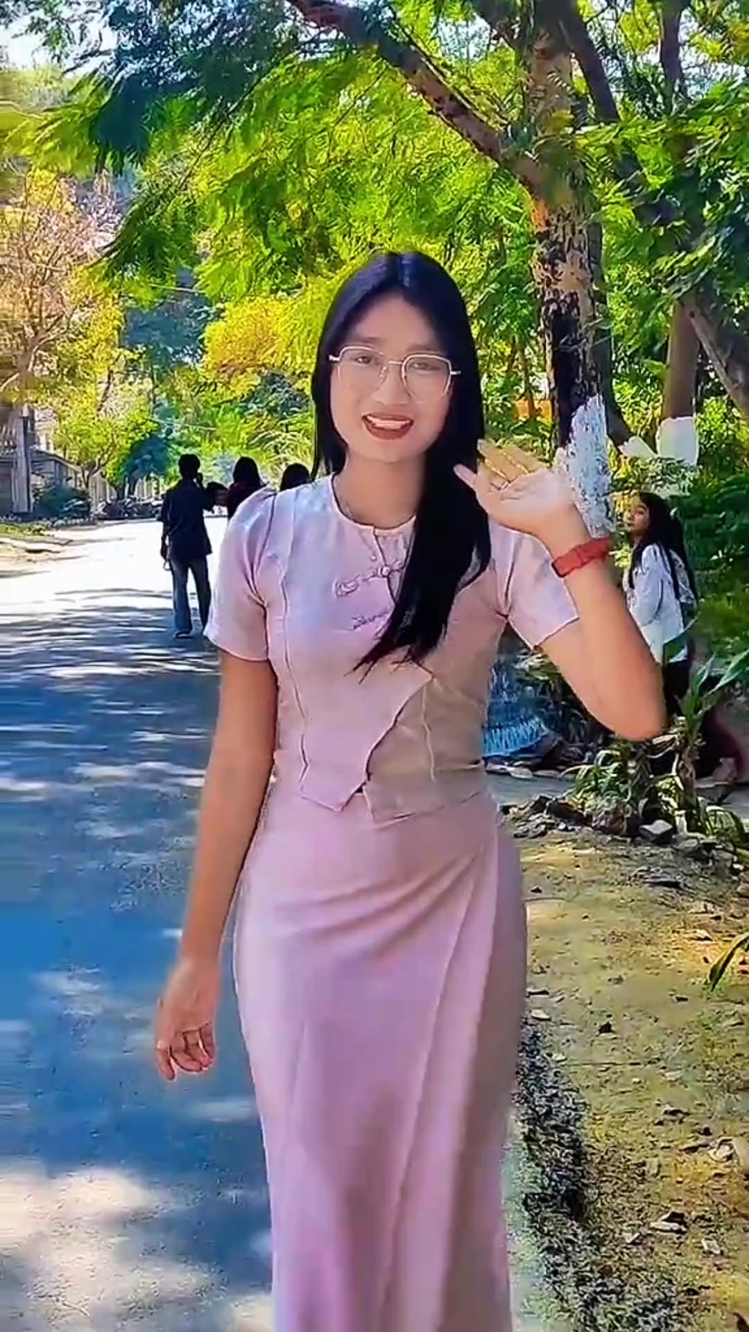@NanPhyoZin