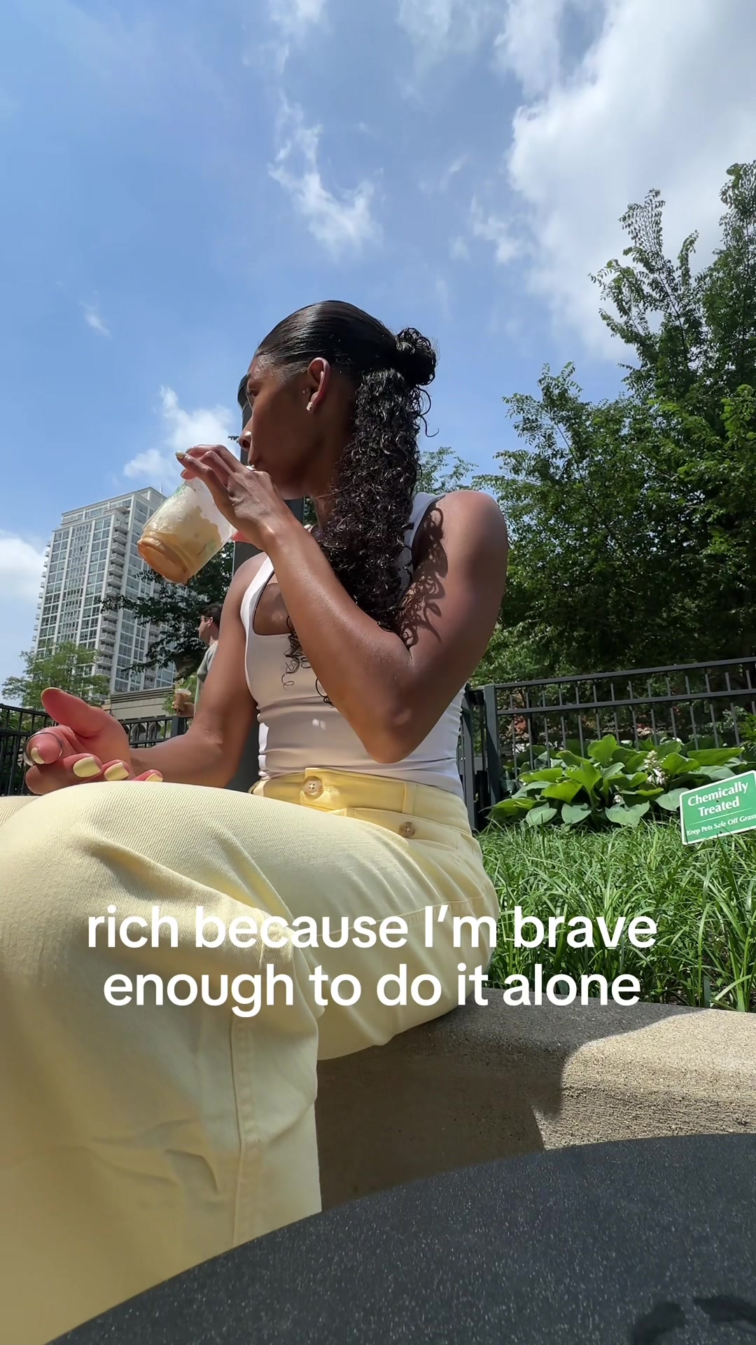 @lelandra | lifestyle creator