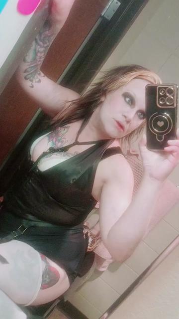 @(Madam.Rou)