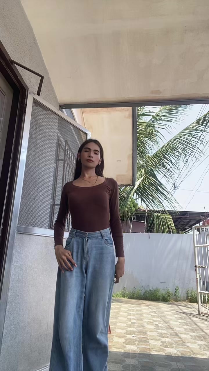 @⃟