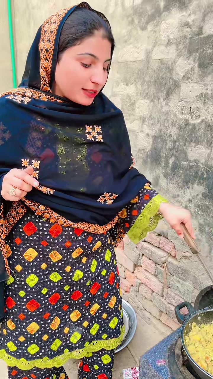 @sania khan