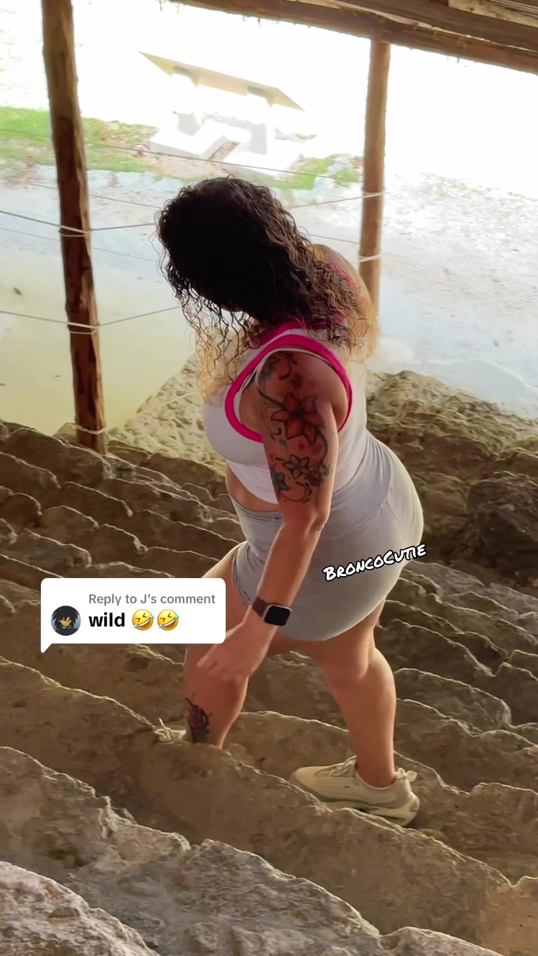 @Broncocutie