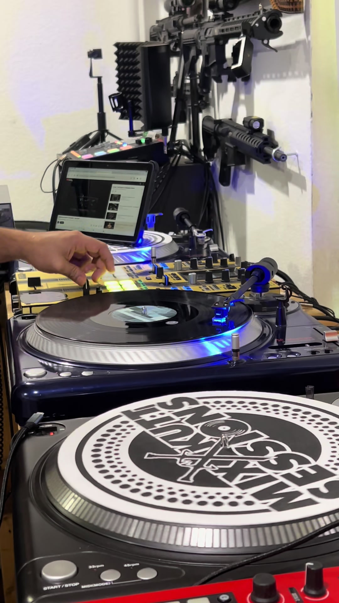 @Dj Scorpion