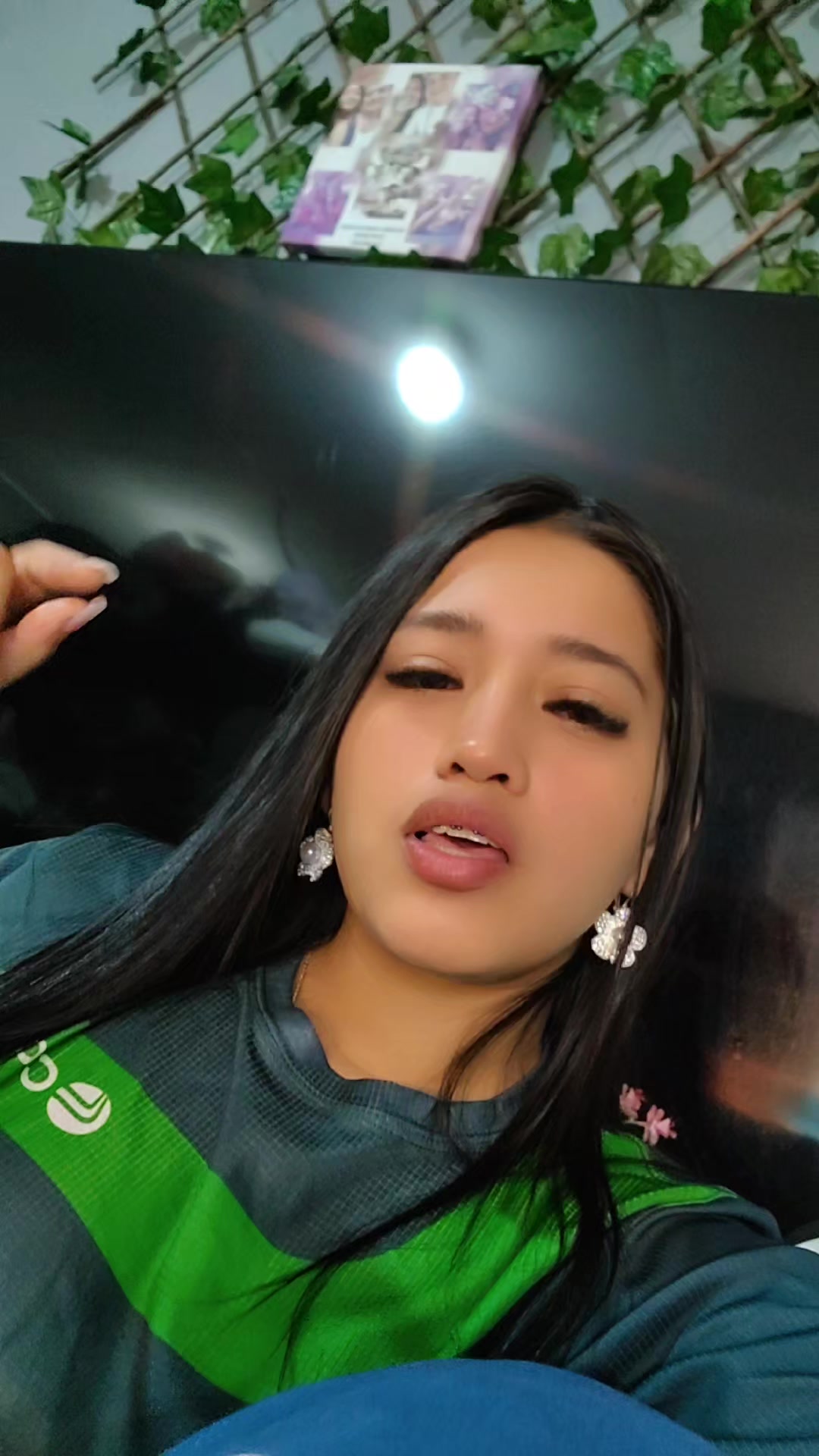 @niki