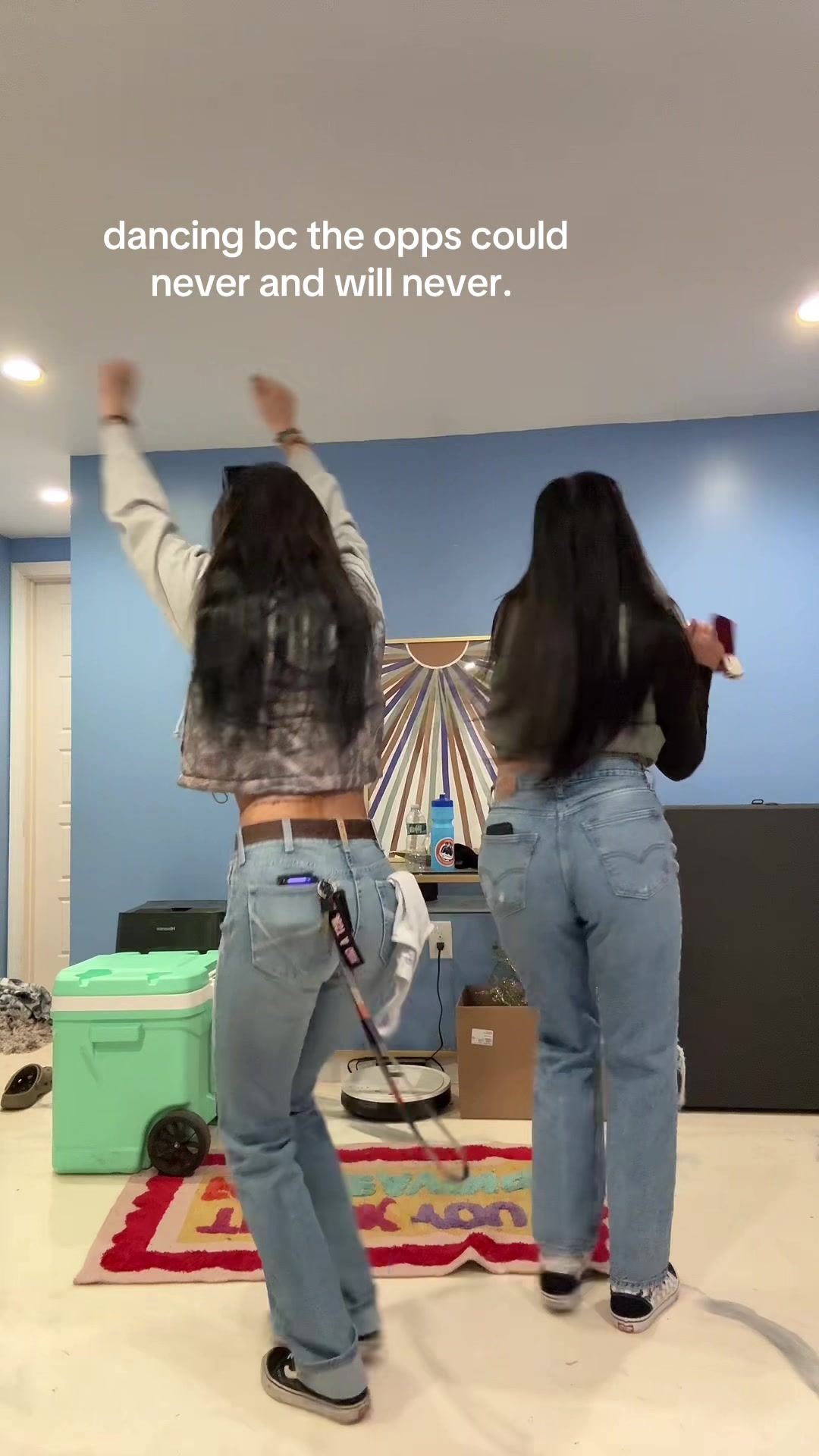 @𝘼