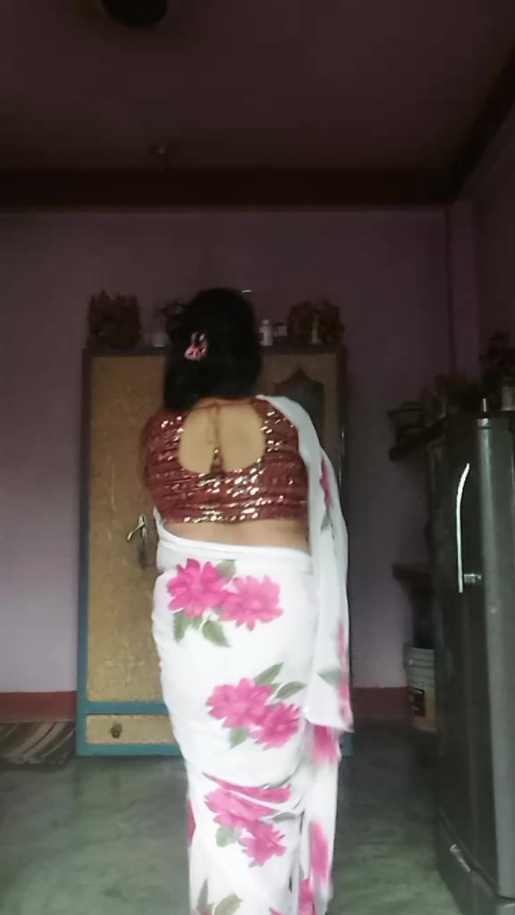 @maya tharu