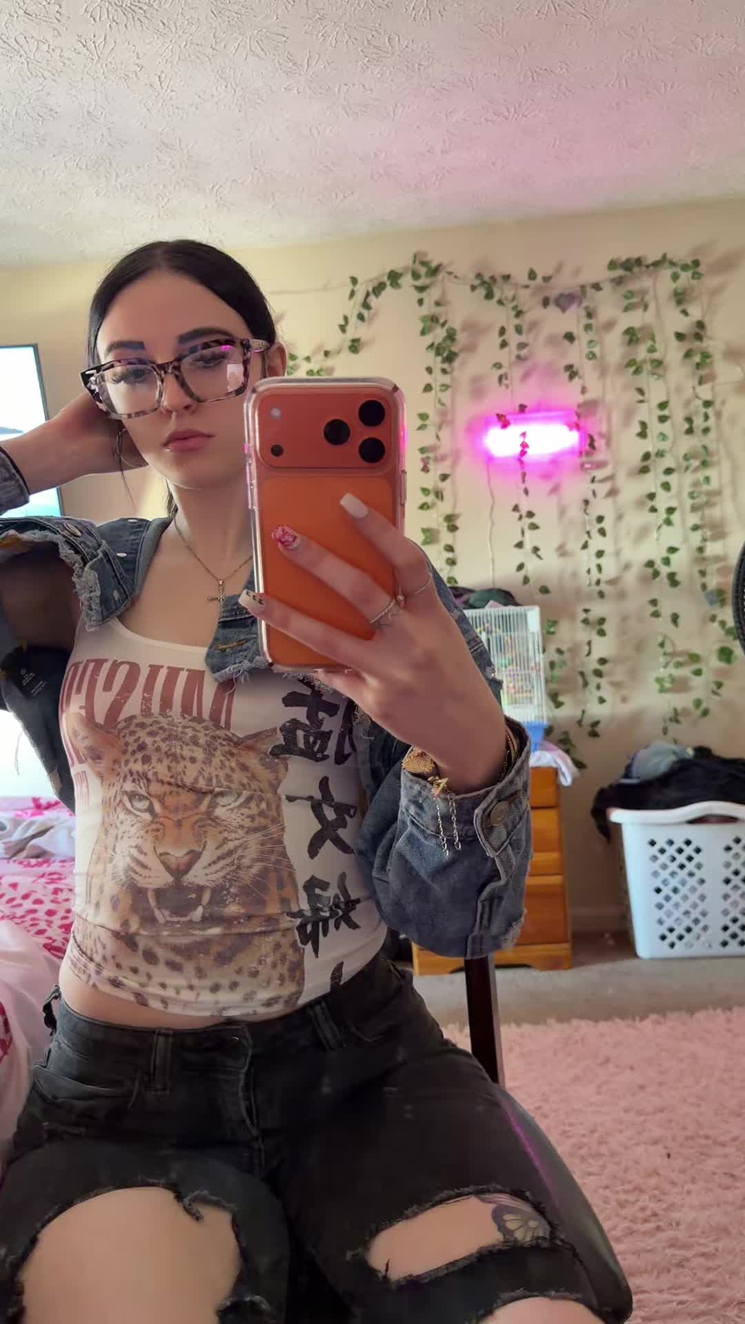 @Kam🍓