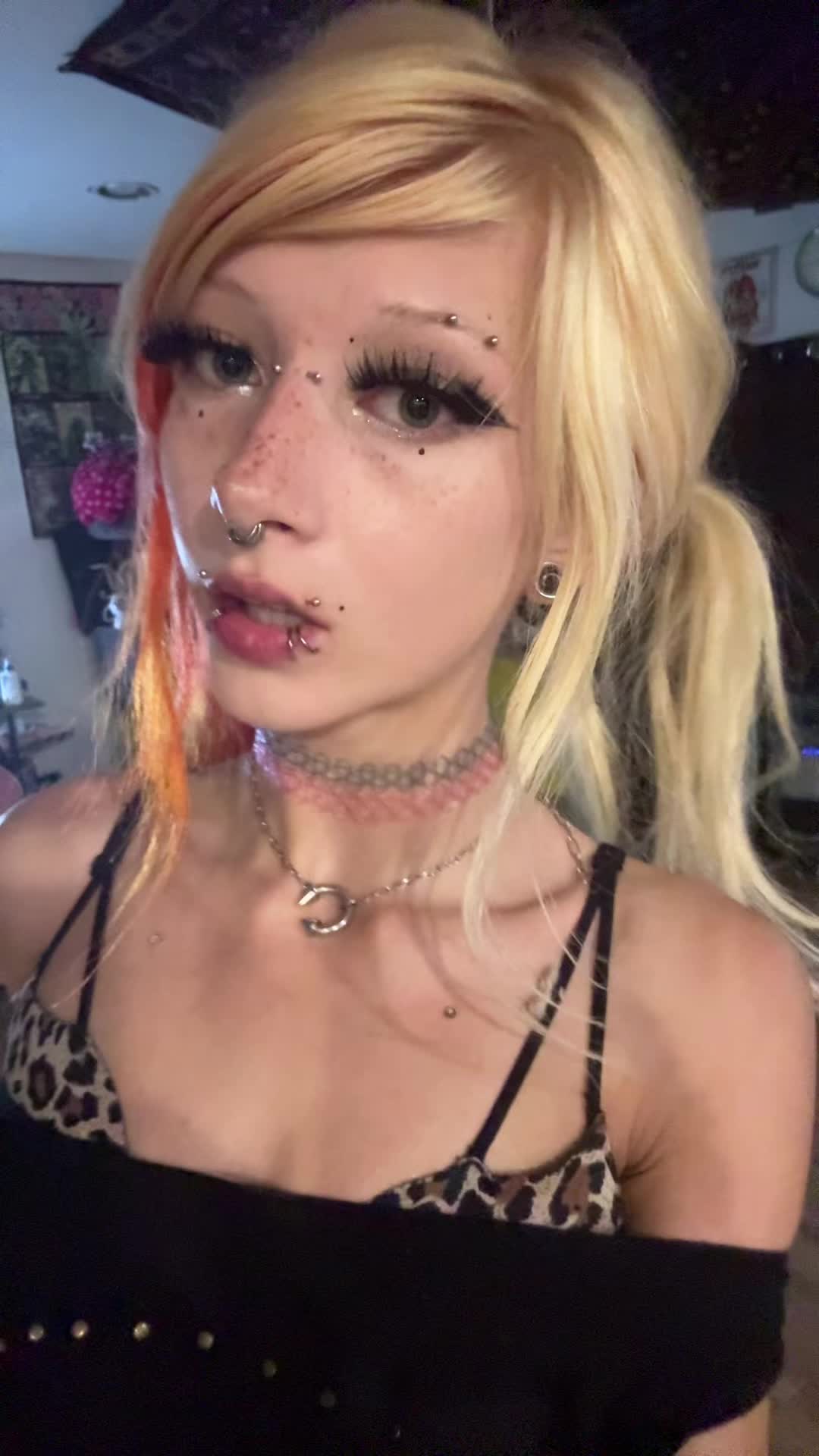 @idontknowsamera🦄