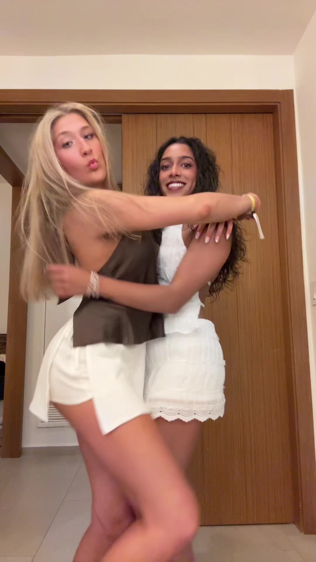 @nidhi