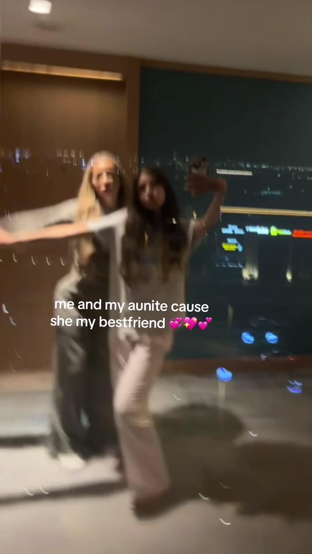 @ellie