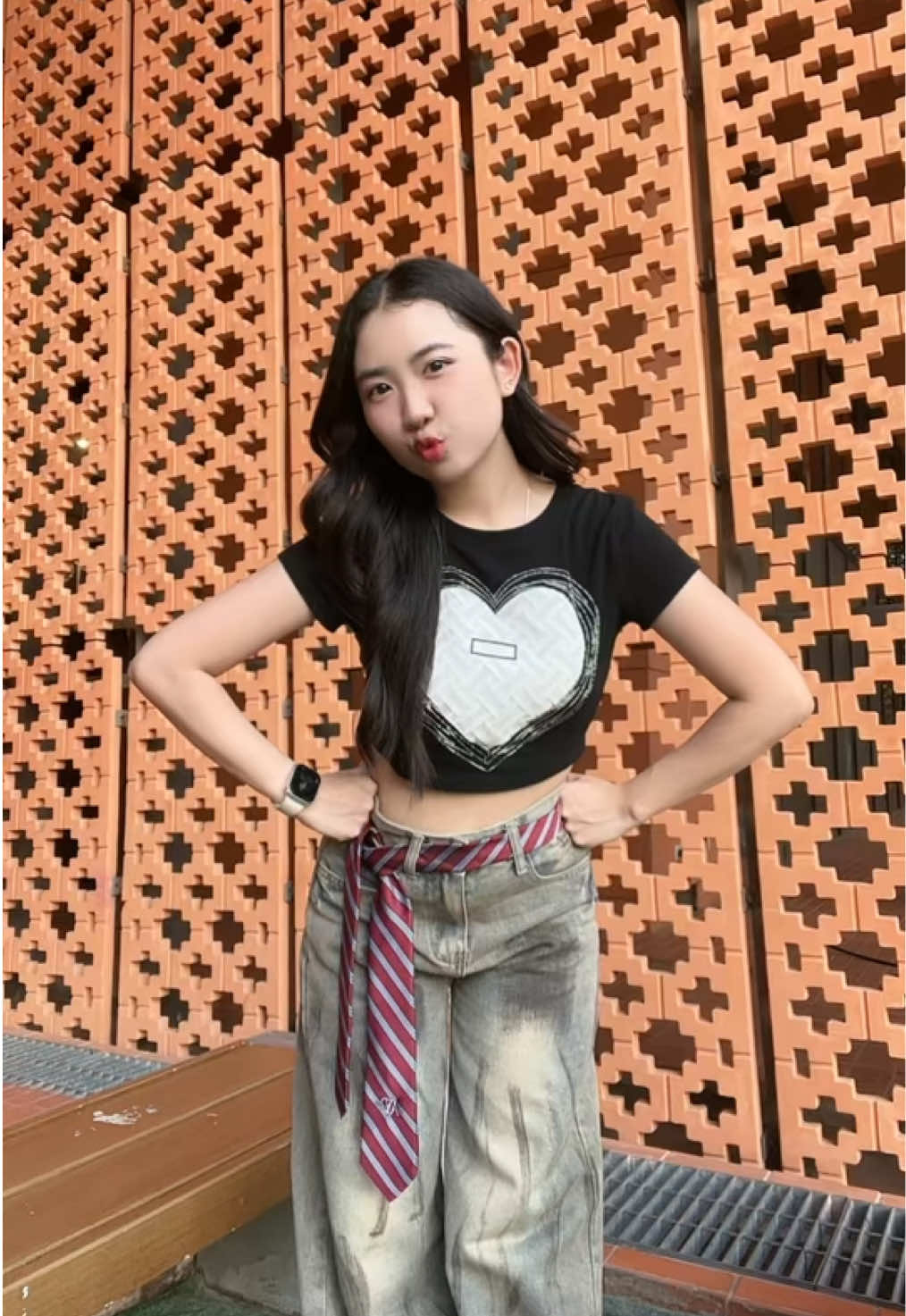 @aaongfrongg