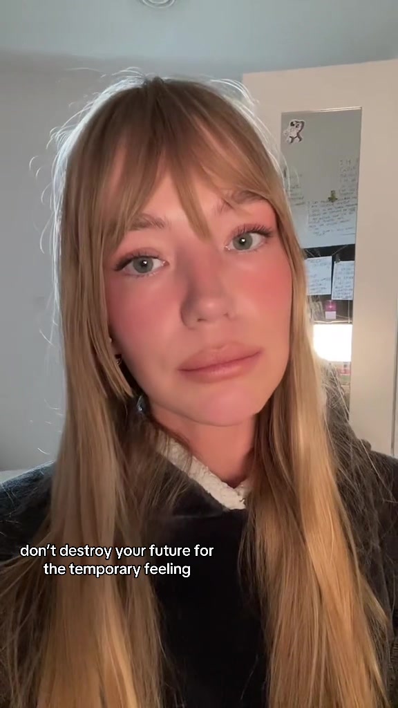 @lunarnelkaa