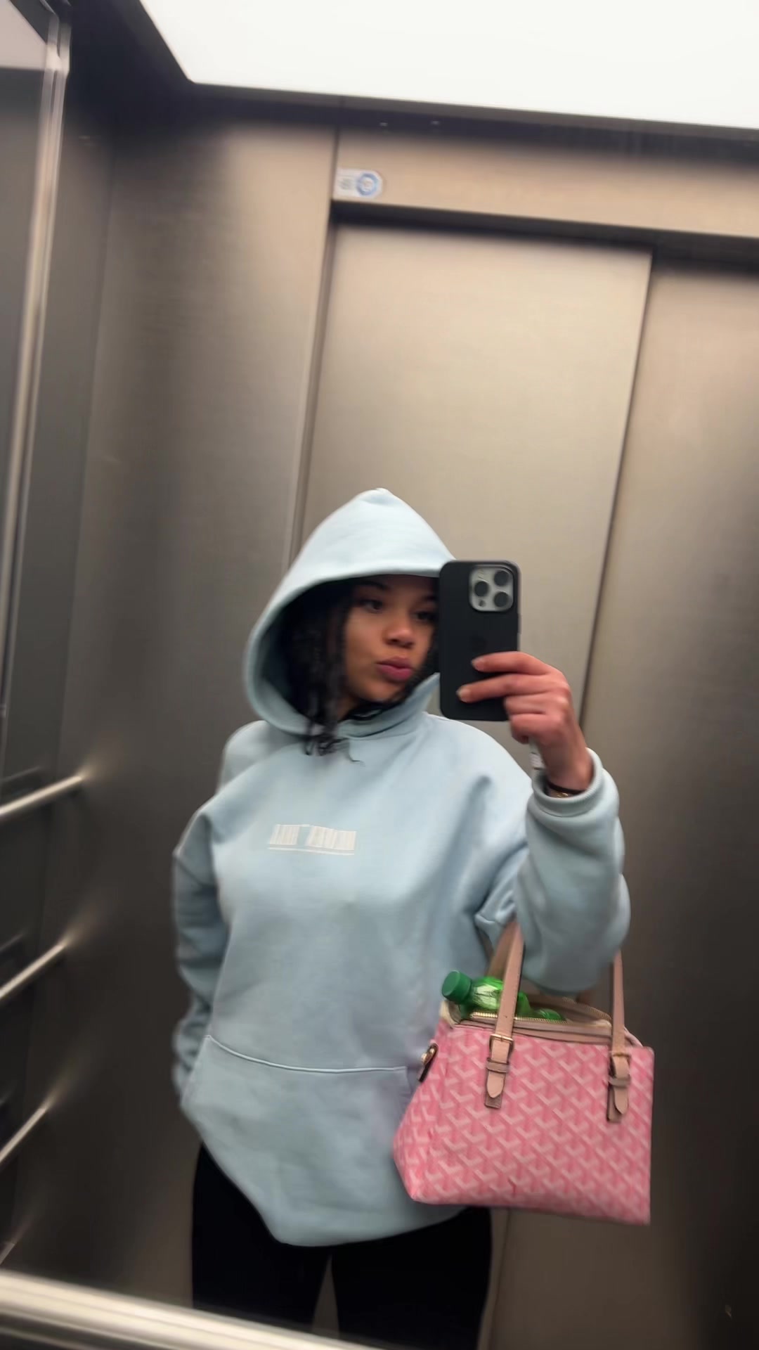@user938389361