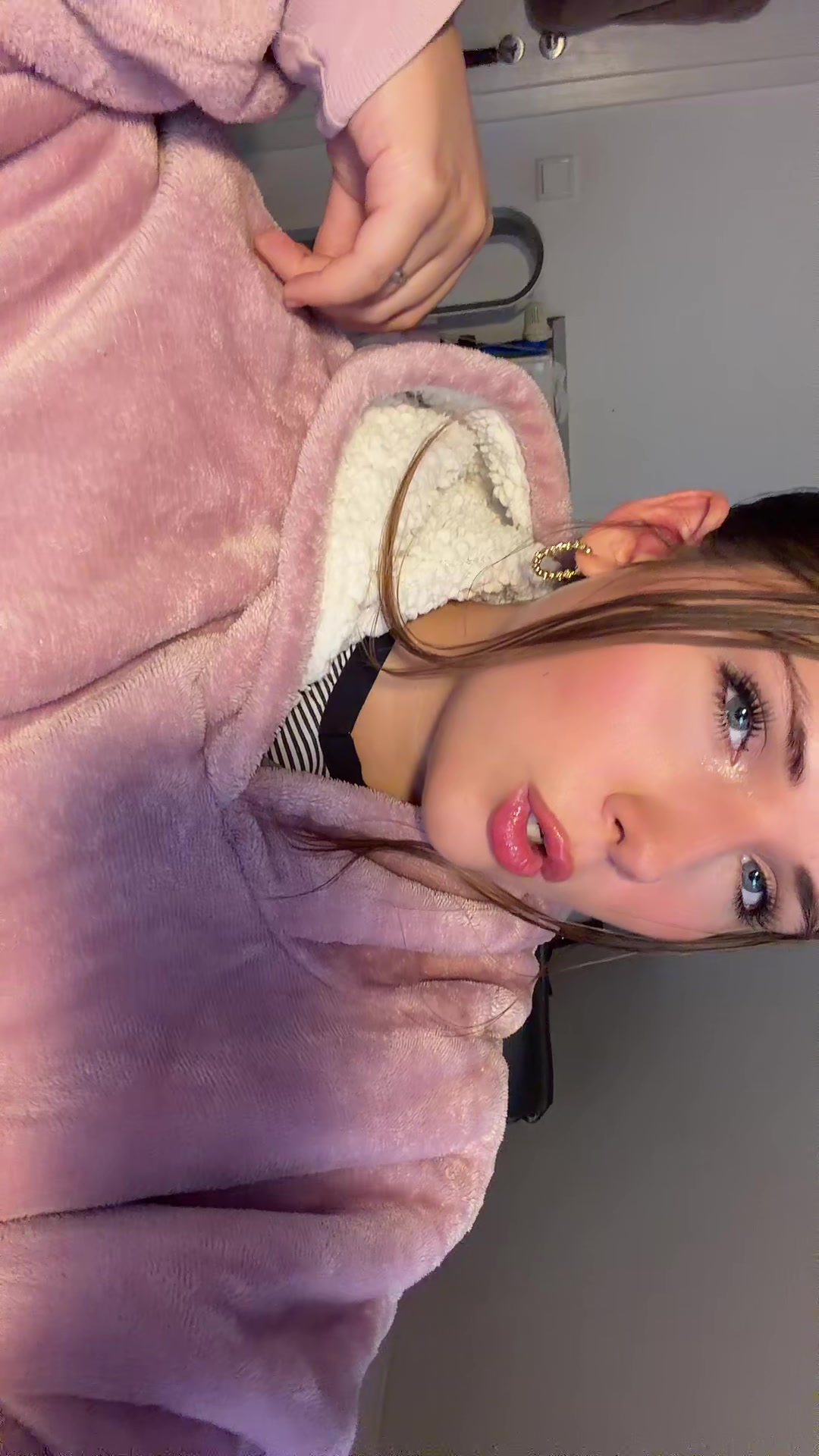 @usarah12204