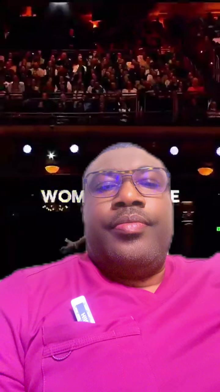 @PompeesOptical